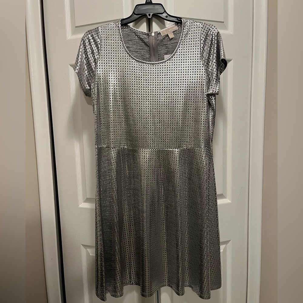 MICHAEL KORS Silver Metallic Fit and Flair Party Dress. New with tags!